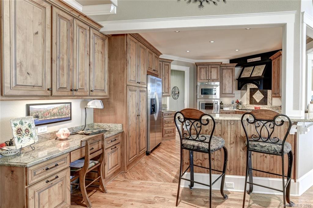 536 Sweetspire Ridge Asheville, NC 28804 - Photo 20 of 48 Gallery Image 20