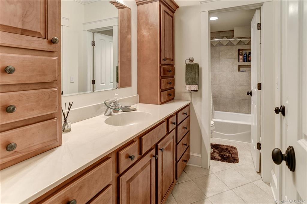 536 Sweetspire Ridge Asheville, NC 28804 - Photo 43 of 48 Gallery Image 43