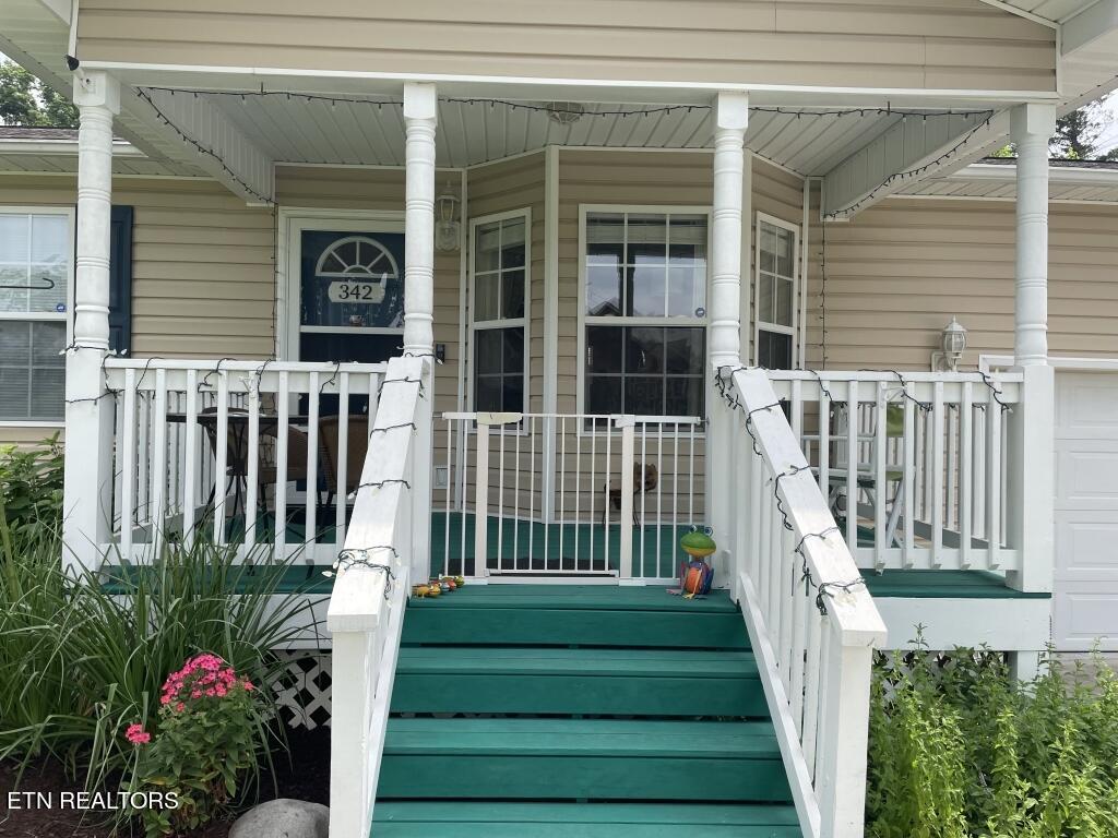 342 West Ford Valley Road Knoxville, TN 37920 - Photo 4 of 40 04-Photo 4