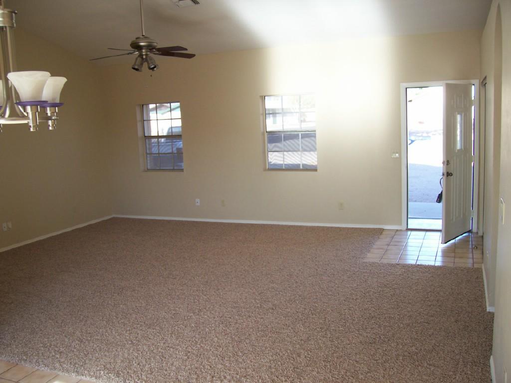 1462 South Padre Road Apache Junction, AZ 85119 - Photo 6 of 9 living room