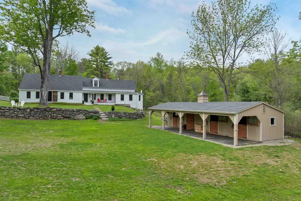 $859,900 | 52 Lyford Road, Brookfield, NH 03872