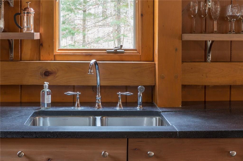9 Merrill Road Freeport, ME 04032 - Photo 6 of 21 Photo