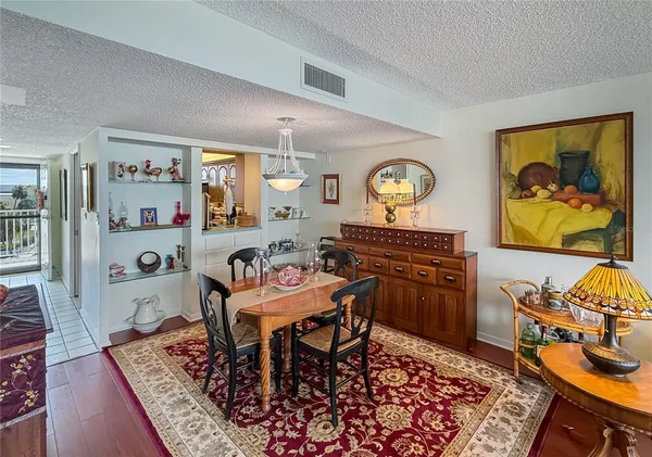 $380,000 | 300 Woodette Drive, Unit 504B, Dunedin, FL 34698