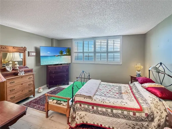 $380,000 | 300 Woodette Drive, Unit 504B, Dunedin, FL 34698