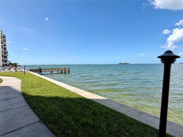 $380,000 | 300 Woodette Drive, Unit 504B, Dunedin, FL 34698