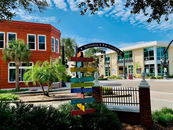 $380,000 | 300 Woodette Drive, Unit 504B, Dunedin, FL 34698