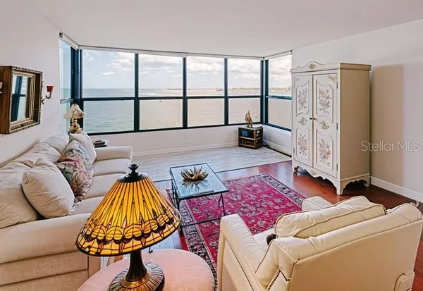 $380,000 | 300 Woodette Drive, Unit 504B, Dunedin, FL 34698