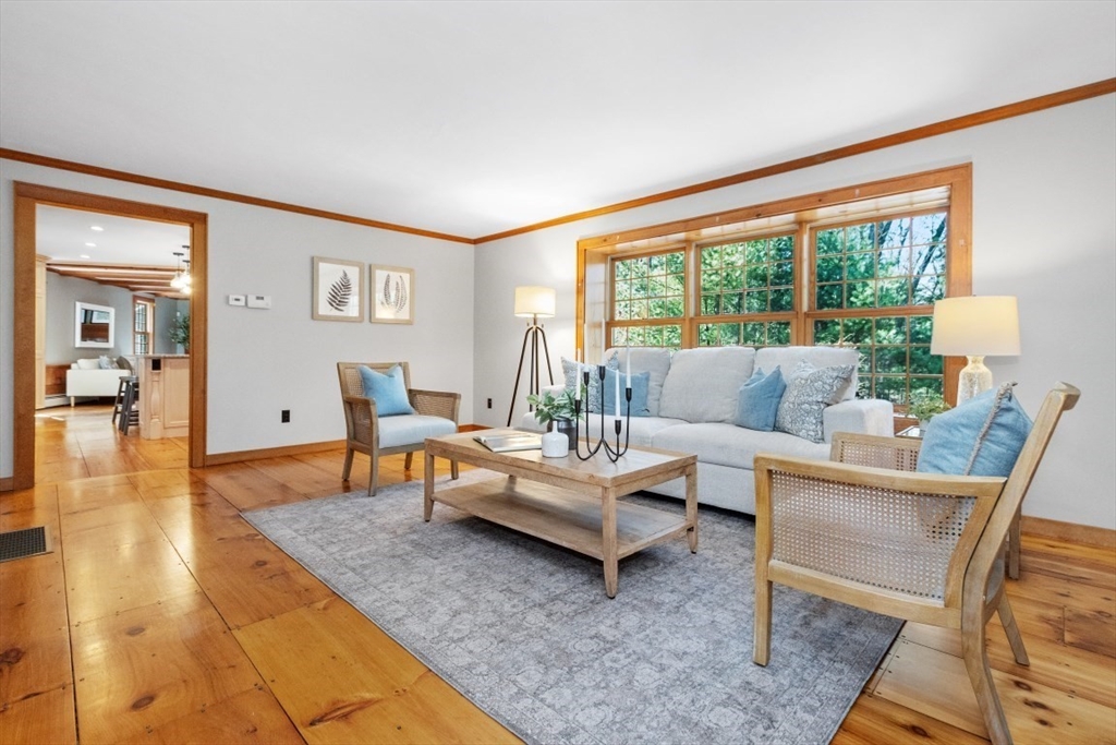 173 Wilder Road Bolton, MA 01740 - Photo 11 of 41 Gallery Image 11