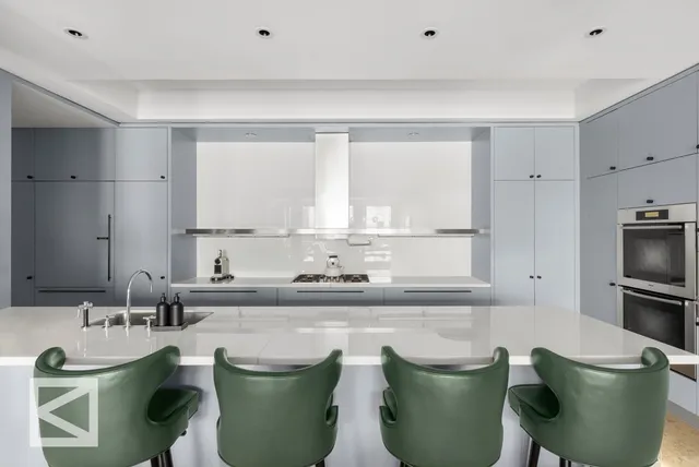 $5,395,000 | 32 West 18th Street, Unit 9B | Flatiron