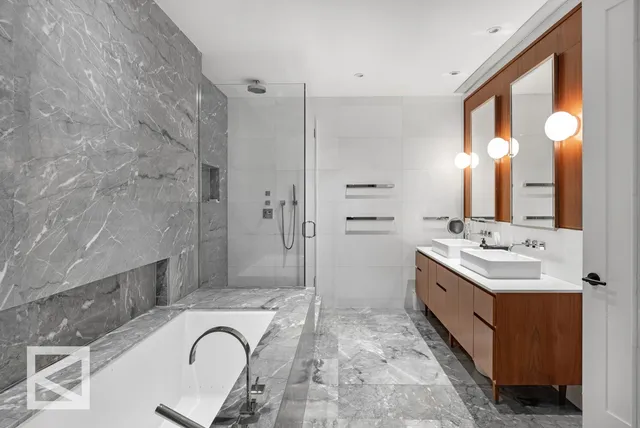 $5,395,000 | 32 West 18th Street, Unit 9B | Flatiron