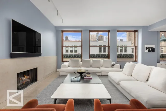 $5,395,000 | 32 West 18th Street, Unit 9B | Flatiron