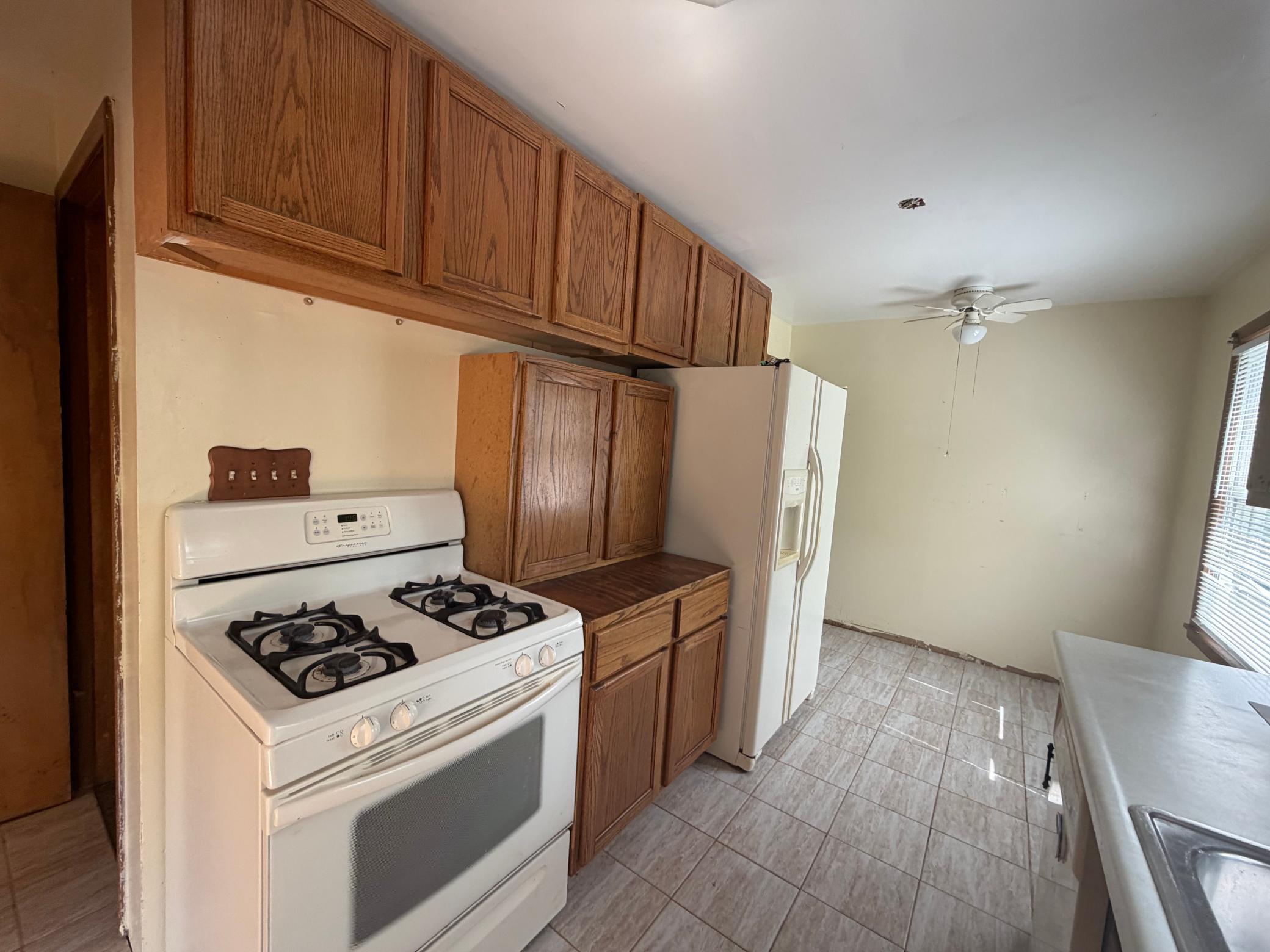 1307 Park Road Bloomington, MN 55425 - Photo 7 of 19 Gallery Image 7