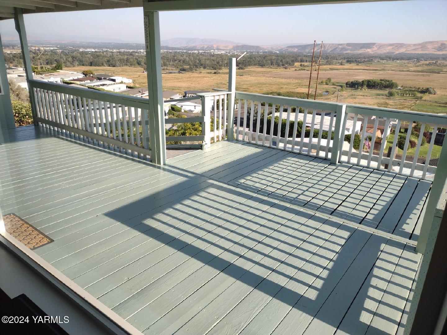 300 Alps Road, Unit 1028 Moxee, WA 98936 - Photo 2 of 18 image000000(6)