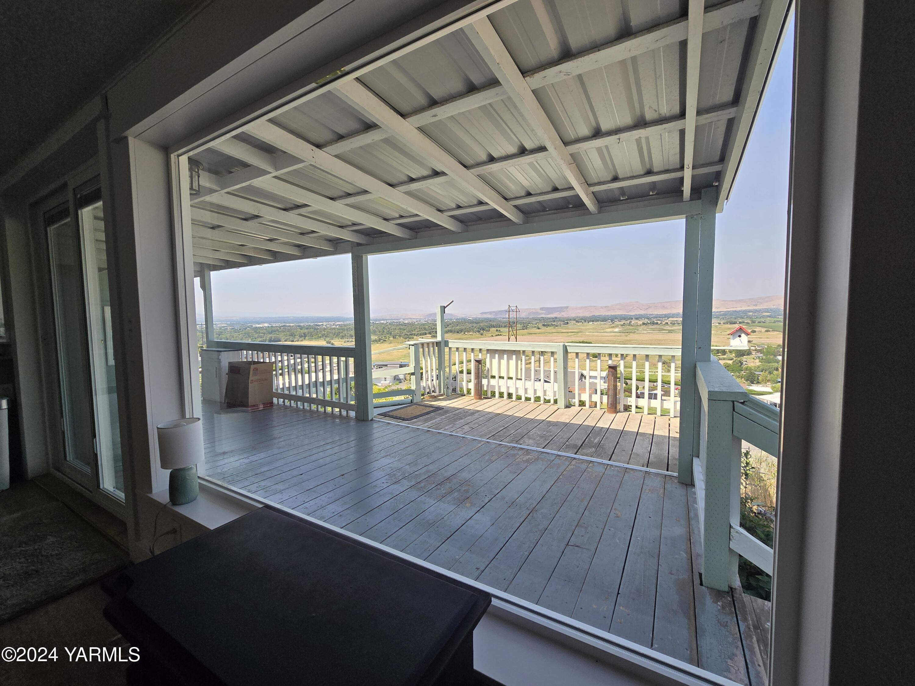 300 Alps Road, Unit 1028 Moxee, WA 98936 - Photo 9 of 18 20240720_143437