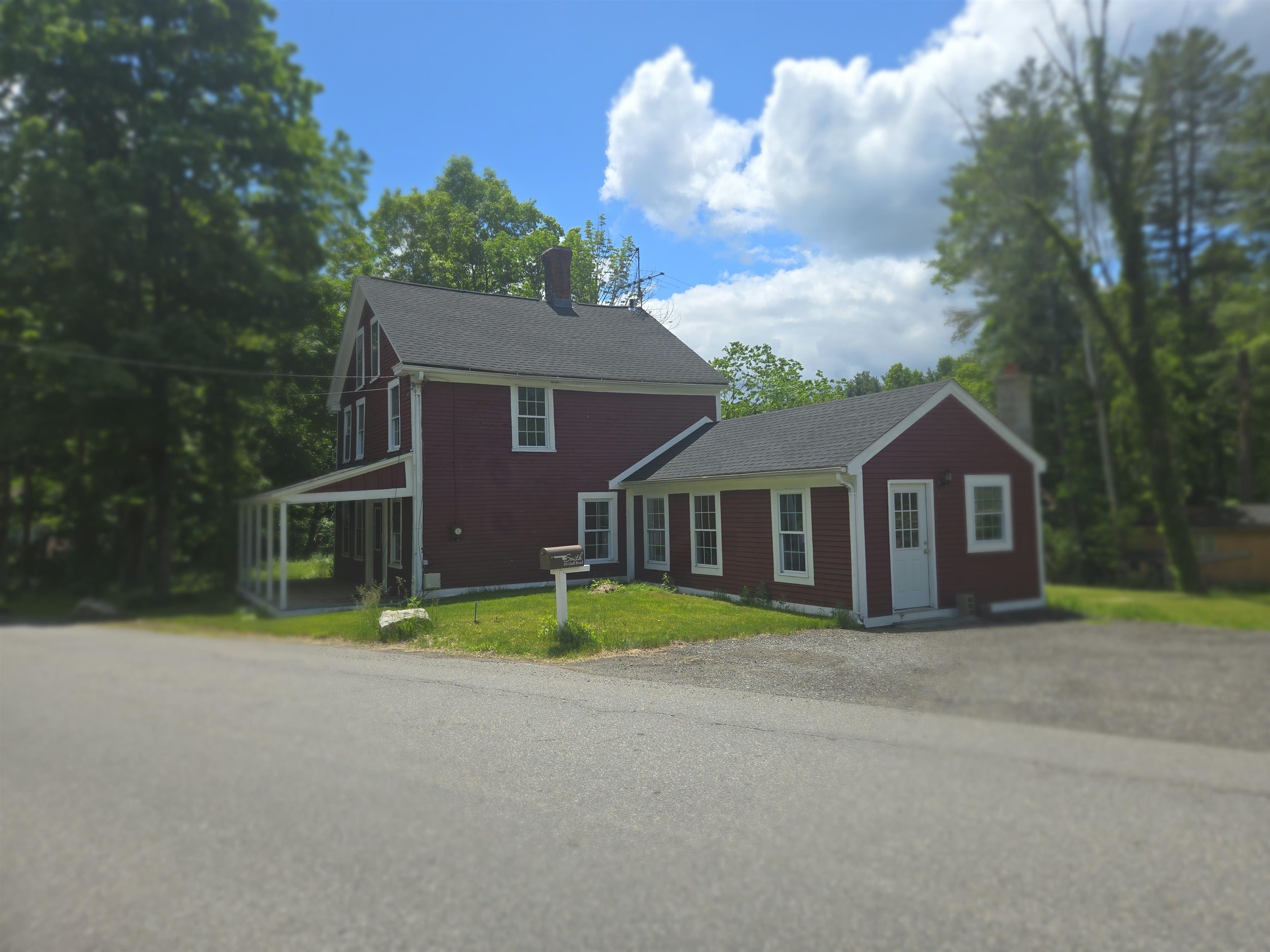 93 Gulf Road Derry, NH 03038 - Photo 2 of 14