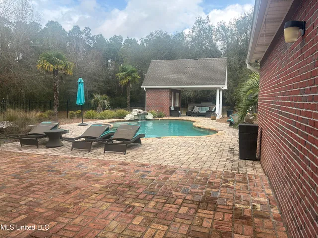 $825,000 | 7201 Bentwood Drive, Moss Point, MS 39562