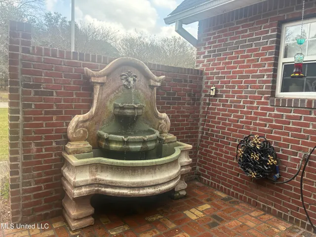 $825,000 | 7201 Bentwood Drive, Moss Point, MS 39562