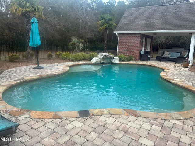 $825,000 | 7201 Bentwood Drive, Moss Point, MS 39562