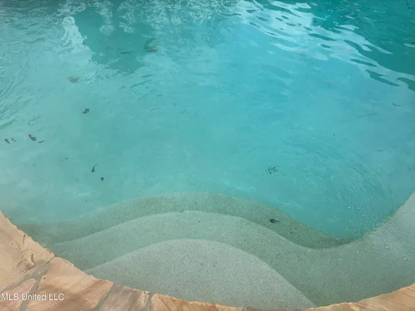 $699,000 | 7201 Bentwood Drive, Moss Point, MS 39562