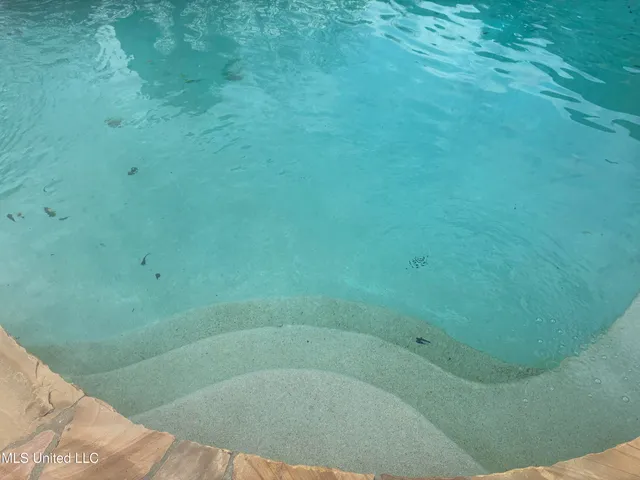 $825,000 | 7201 Bentwood Drive, Moss Point, MS 39562