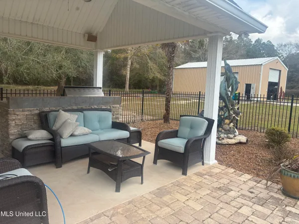 $699,000 | 7201 Bentwood Drive, Moss Point, MS 39562
