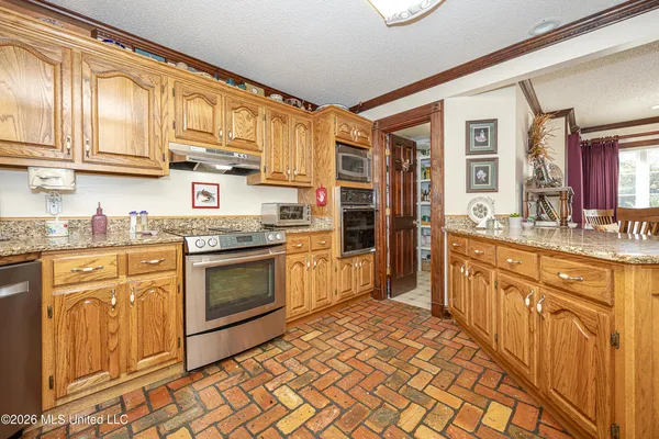 $699,000 | 7201 Bentwood Drive, Moss Point, MS 39562