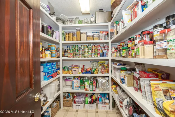 $699,000 | 7201 Bentwood Drive, Moss Point, MS 39562