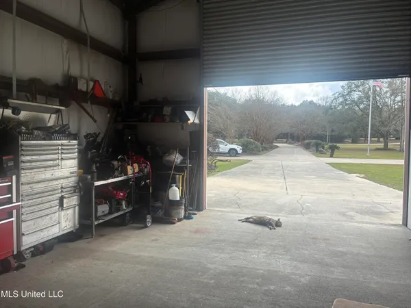 $699,000 | 7201 Bentwood Drive, Moss Point, MS 39562