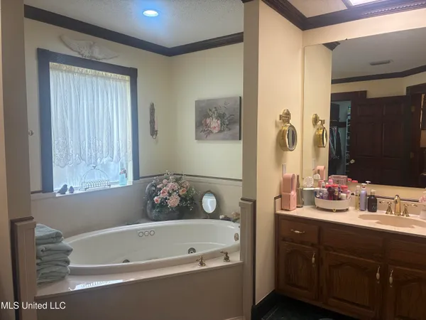 $699,000 | 7201 Bentwood Drive, Moss Point, MS 39562