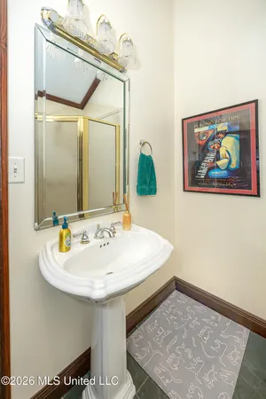 $699,000 | 7201 Bentwood Drive, Moss Point, MS 39562