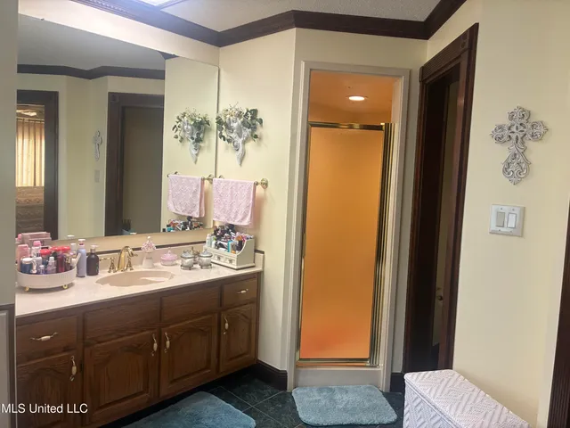 $825,000 | 7201 Bentwood Drive, Moss Point, MS 39562