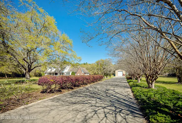 $699,000 | 7201 Bentwood Drive, Moss Point, MS 39562