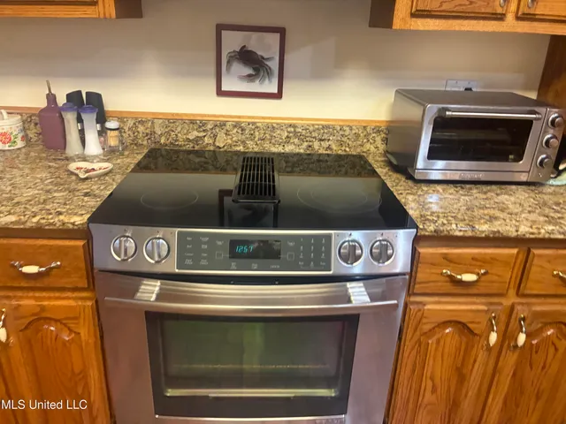 $825,000 | 7201 Bentwood Drive, Moss Point, MS 39562