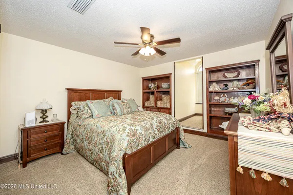 $699,000 | 7201 Bentwood Drive, Moss Point, MS 39562