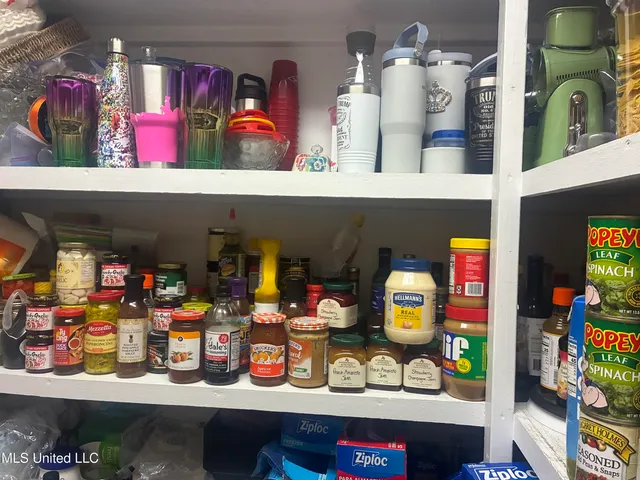 $825,000 | 7201 Bentwood Drive, Moss Point, MS 39562