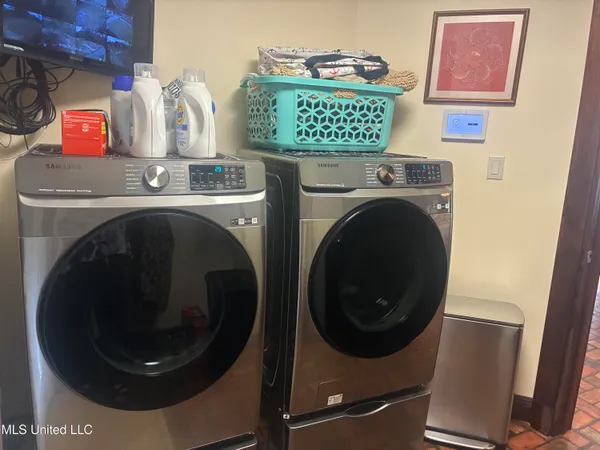 $699,000 | 7201 Bentwood Drive, Moss Point, MS 39562