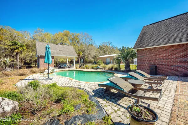 $699,000 | 7201 Bentwood Drive, Moss Point, MS 39562
