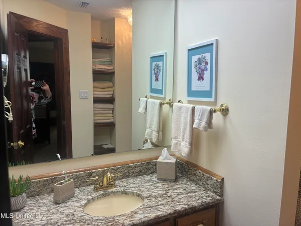 $699,000 | 7201 Bentwood Drive, Moss Point, MS 39562