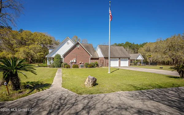 $699,000 | 7201 Bentwood Drive, Moss Point, MS 39562