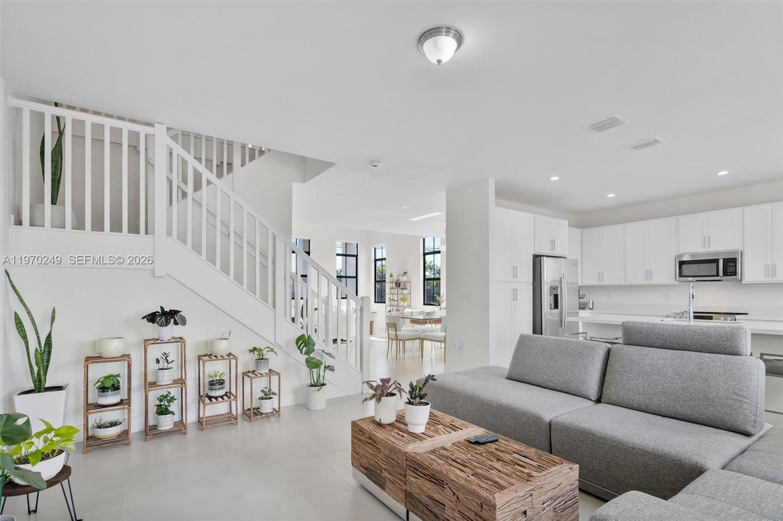 1380 Southwest 144th Avenue Miami, FL 33184 - Photo 11 of 41