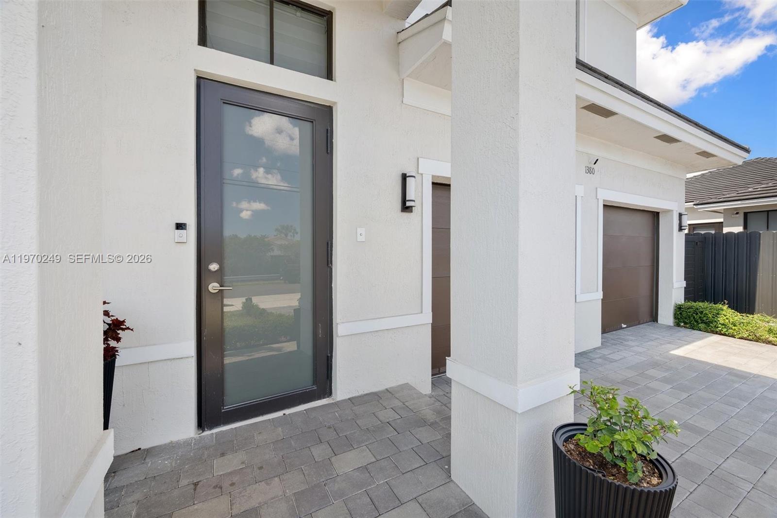 1380 Southwest 144th Avenue Miami, FL 33184 - Photo 4 of 41