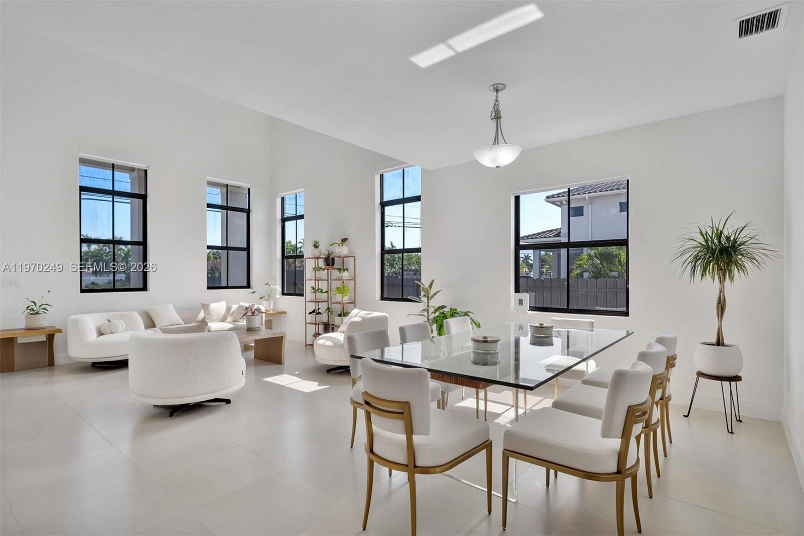 1380 Southwest 144th Avenue Miami, FL 33184 - Photo 10 of 41