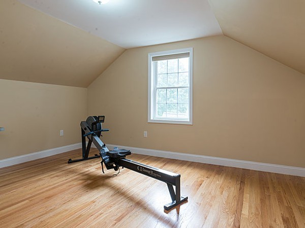 39 Wetherbee Road Waltham, MA 02453 - Photo 16 of 25 Gallery Image 16