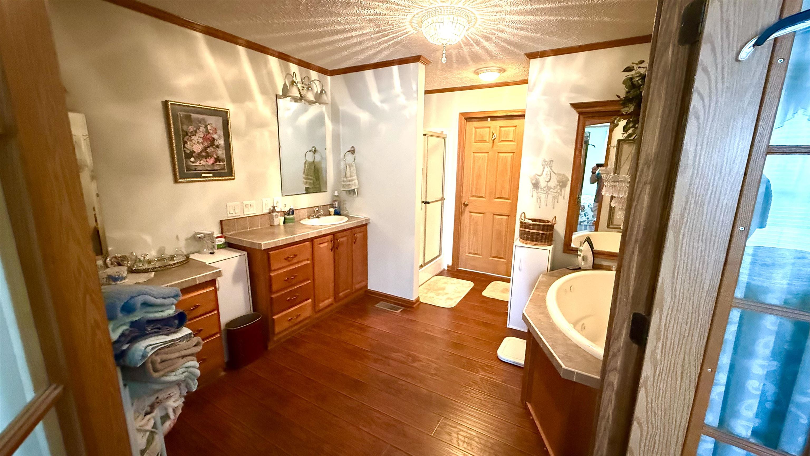 5637 Towerline Road Hale, MI 48739 - Photo 14 of 31 1936040-5b16e34b-f545-4e16-93d9-5623929023f9.JPG