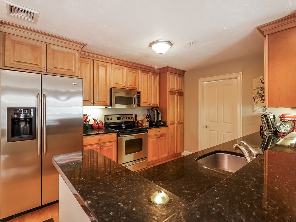 21 Maple Street, Unit D Canton, MA 02021 - Photo 7 of 29 Gallery Image 7