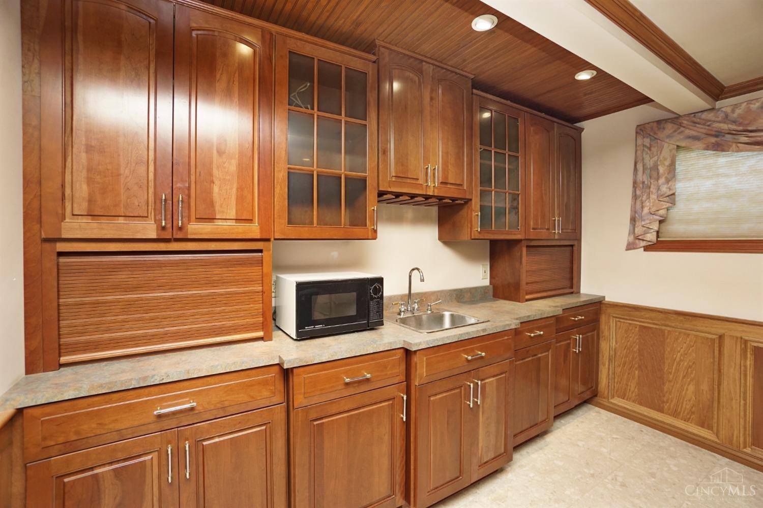 11712 Edgewood Road Harrison, OH 45030 - Photo 21 of 35 Gallery Image 21