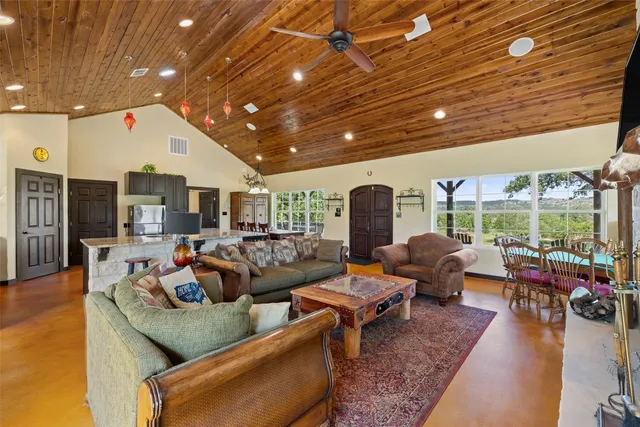 $1,835,000 | 11755 Rm 1323 St-johnson City Tx 78636, Johnson City, TX 78636