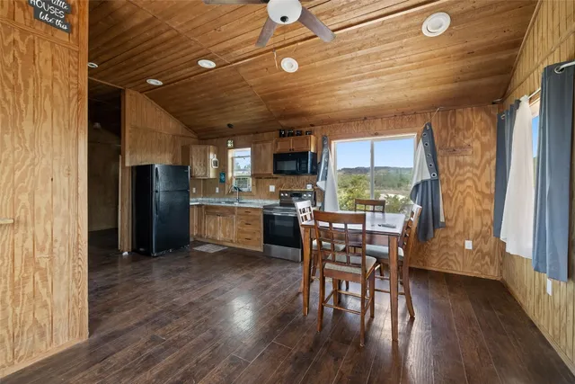 $1,835,000 | 11755 Rm 1323 St-johnson City Tx 78636, Johnson City, TX 78636