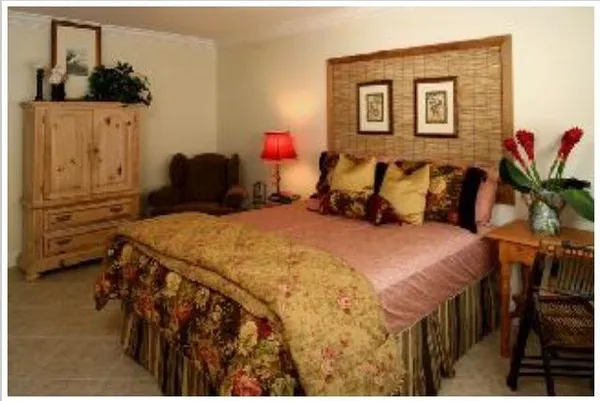 $1,800 | 735 Hummingbird Way, Unit 202, North Palm Beach, FL 33408