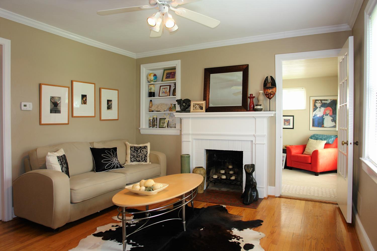 2341 Idavere Road Southwest Roanoke, VA 24015 - Photo 2 of 31 2341 Idavere Road SW Roanoke-large-004-2